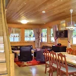3 Bedroom Beach Front Home In Akra *